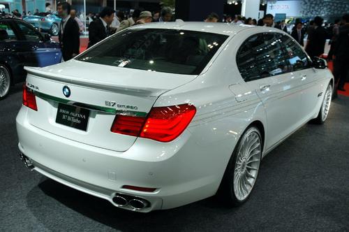 Alpina B7pu݆LWB|܇չ